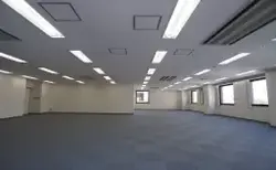 東京都大田区東海の倉庫