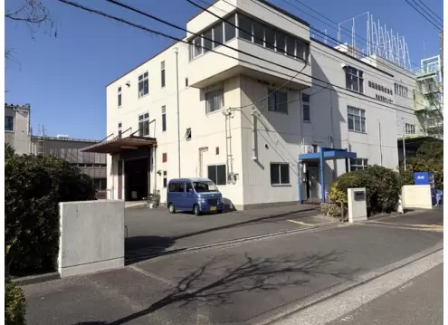 神奈川県横浜市金沢区福浦の倉庫
