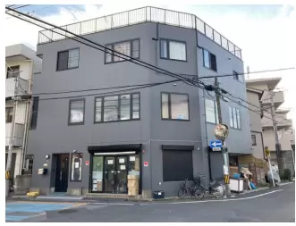 埼玉県蕨市塚越の倉庫