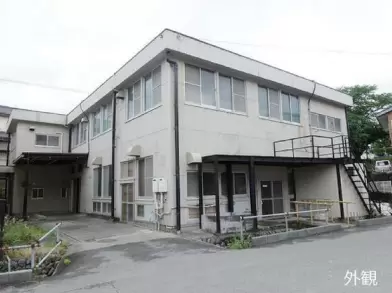 埼玉県入間市上小谷田の倉庫